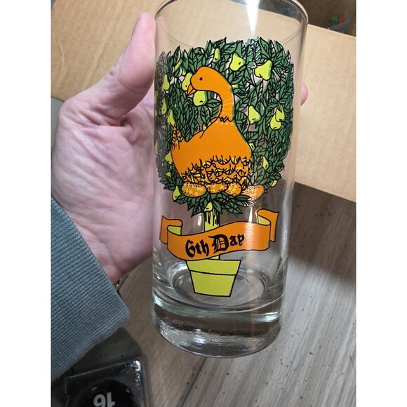 Vintage Indiana Glass 12 Days Of Christmas Drinking Glasses Original Box Holiday - Picture 13 of 16